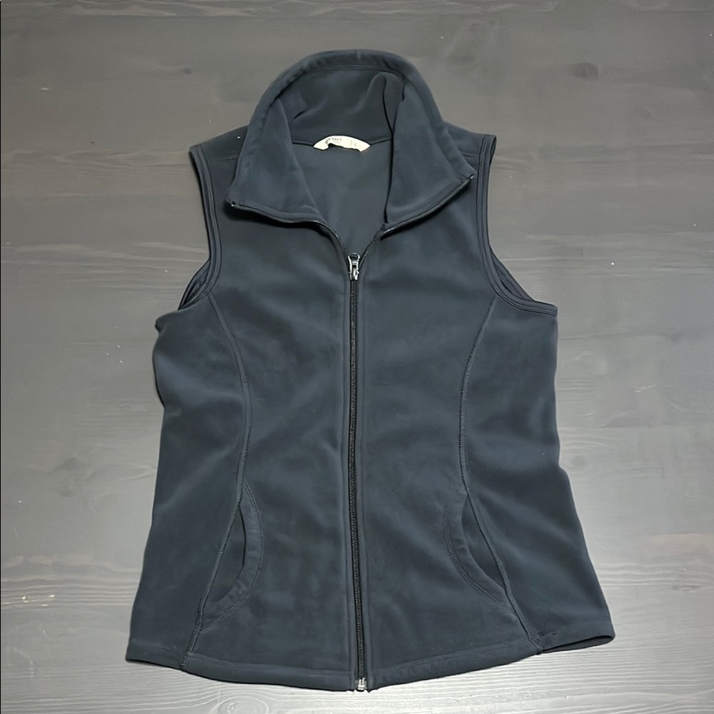 Charcoal Gray Sleeveless Zip-Up Vest